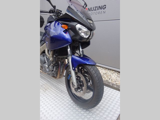 yamaha - tdm-900