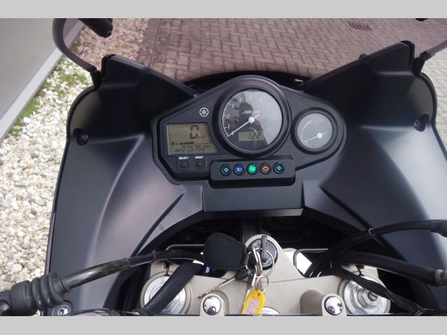 yamaha - tdm-900