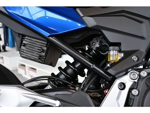 bmw - f-900-r