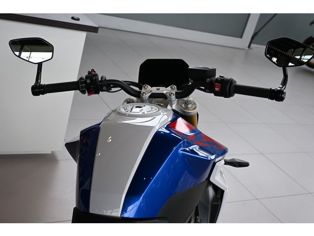 bmw - f-900-r