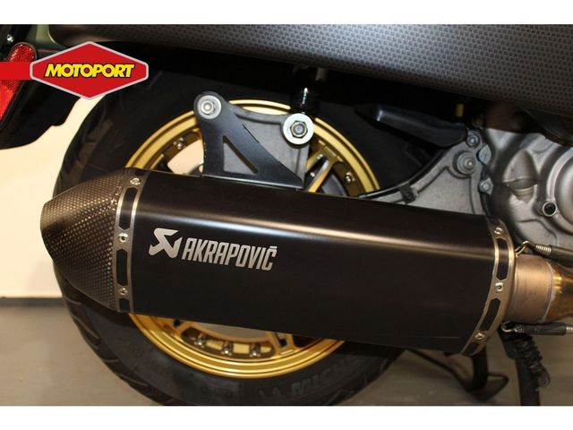 vespa - gtv-300-sei-giorni