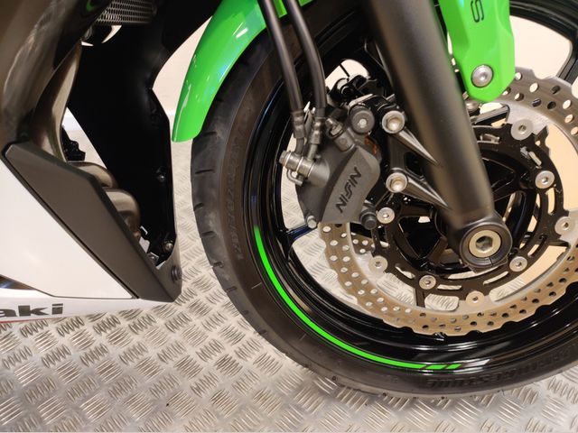 kawasaki - ninja-650-krt-edition