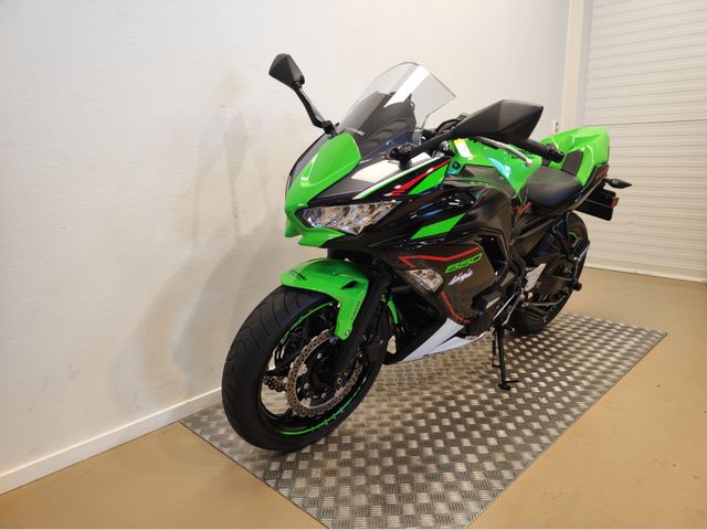 kawasaki - ninja-650-krt-edition