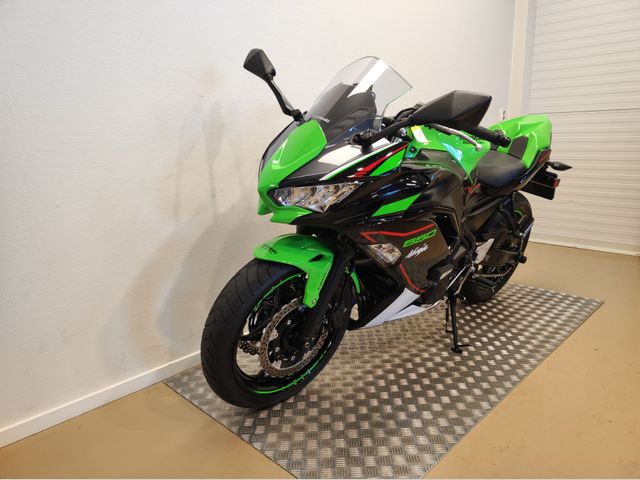 kawasaki - ninja-650-krt-edition