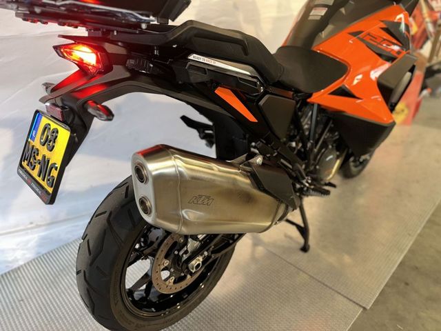 ktm - 1290-super-adventure-s