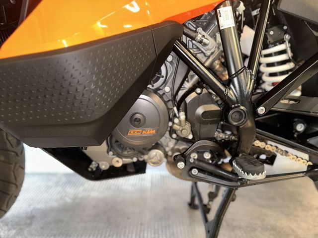 ktm - 1290-super-adventure-s