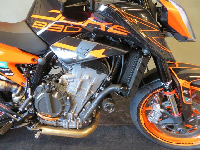 ktm - 890-duke-gp