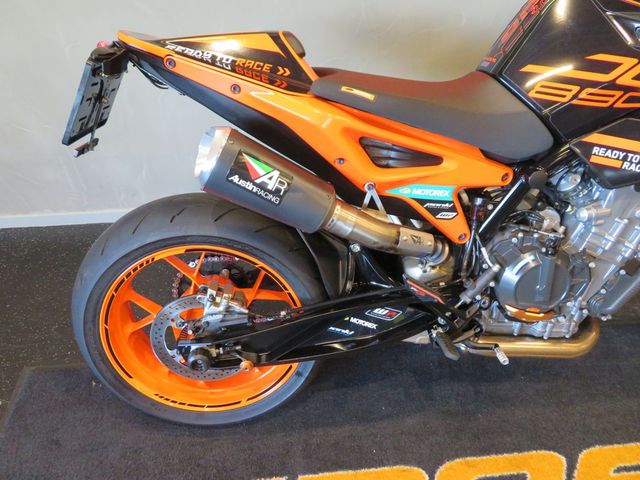 ktm - 890-duke-gp