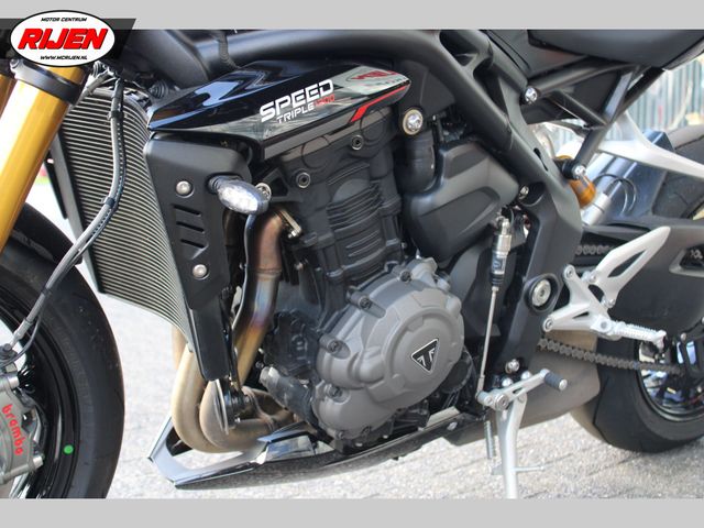 triumph - speed-triple-1200-rs