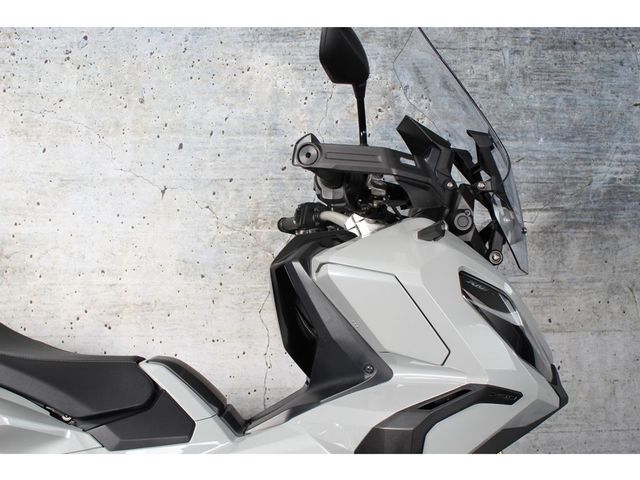 honda - x-adv