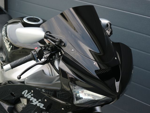 kawasaki - ninja-zx-6r