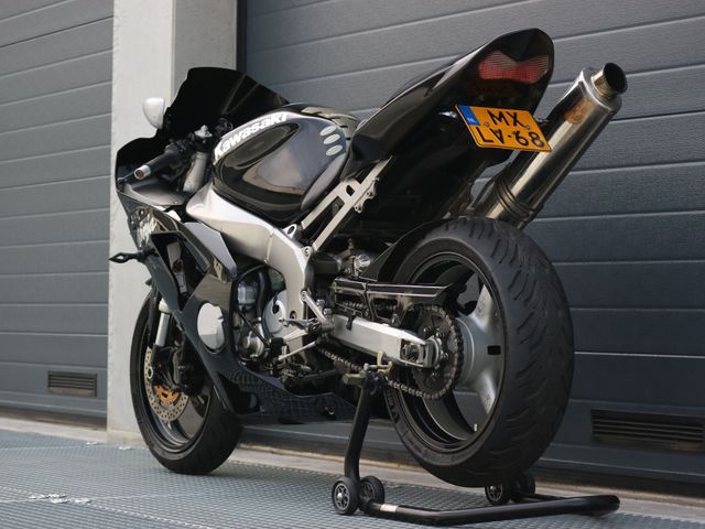 kawasaki - ninja-zx-6r