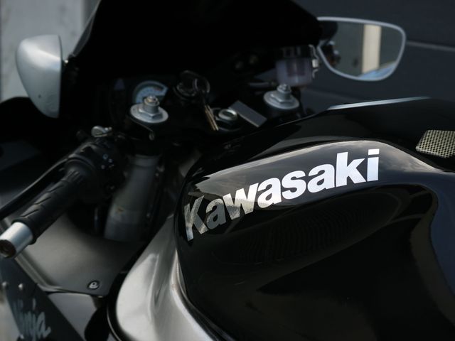 kawasaki - ninja-zx-6r