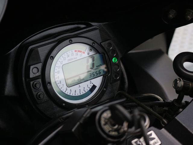 kawasaki - ninja-zx-6r