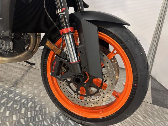 ktm - 990-duke-r