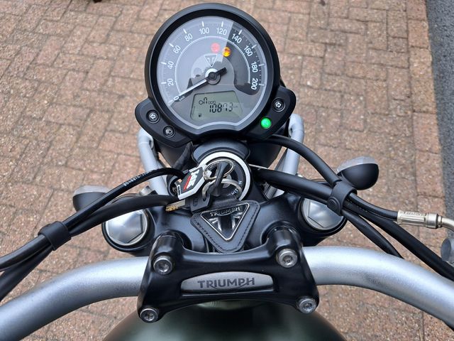 triumph - street-scrambler