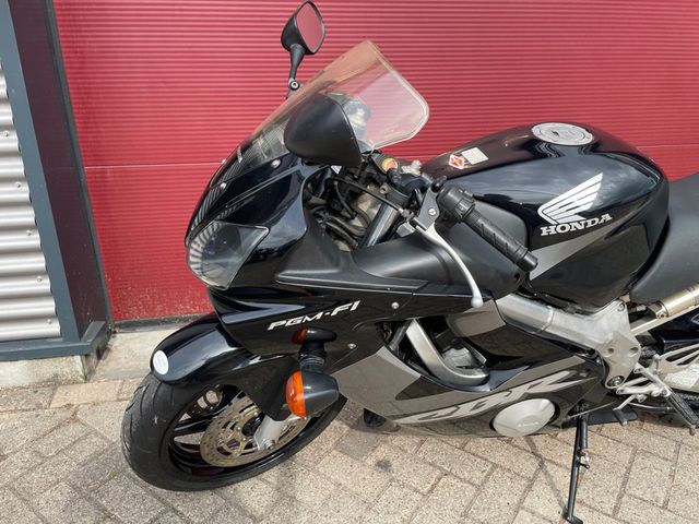 honda - cbr-600-f4