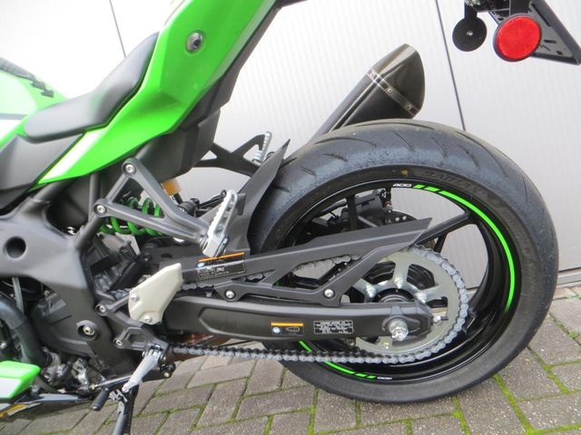 kawasaki - ninja-zx-4rr