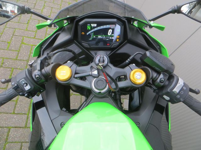 kawasaki - ninja-zx-4rr