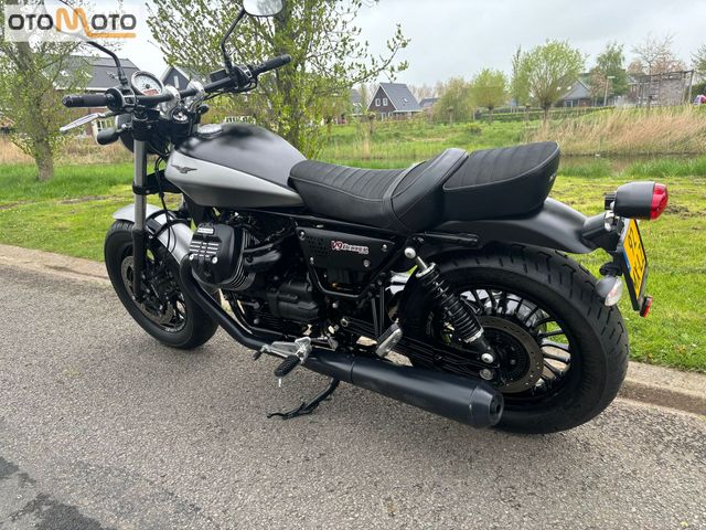 moto-guzzi - v-9-bobber