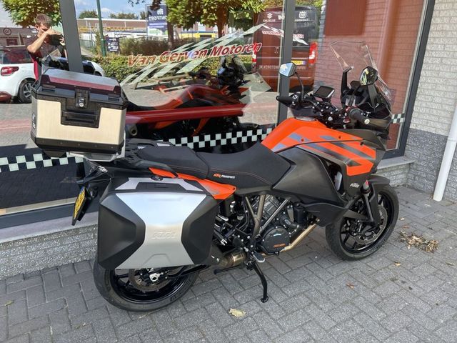 ktm - 1290-super-adventure-s