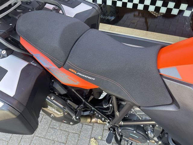ktm - 1290-super-adventure-s