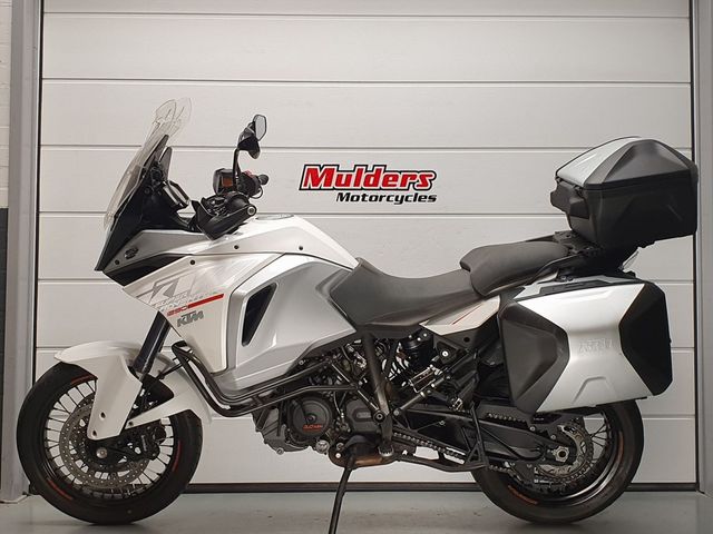 ktm - 1290-super-adventure-t