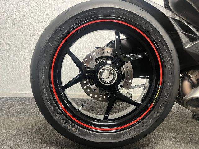 ducati - 1299-panigale-s
