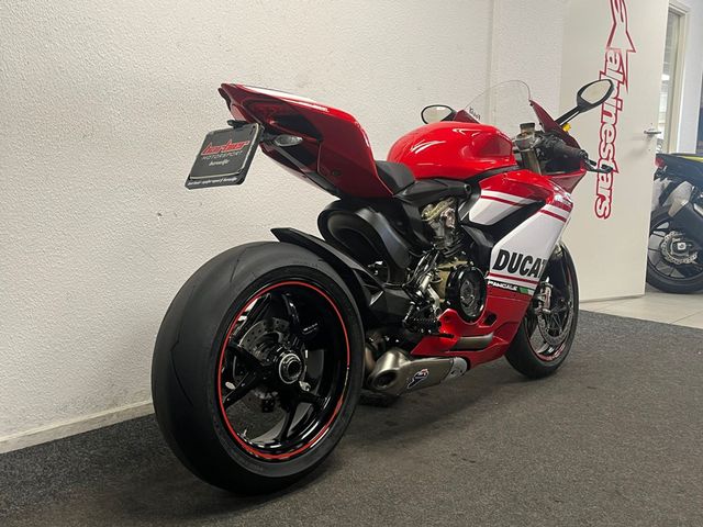 ducati - 1299-panigale-s