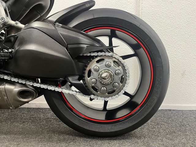 ducati - 1299-panigale-s