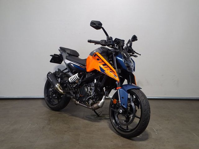 ktm - 125-duke