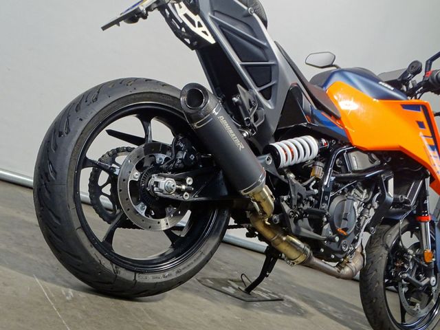 ktm - 125-duke