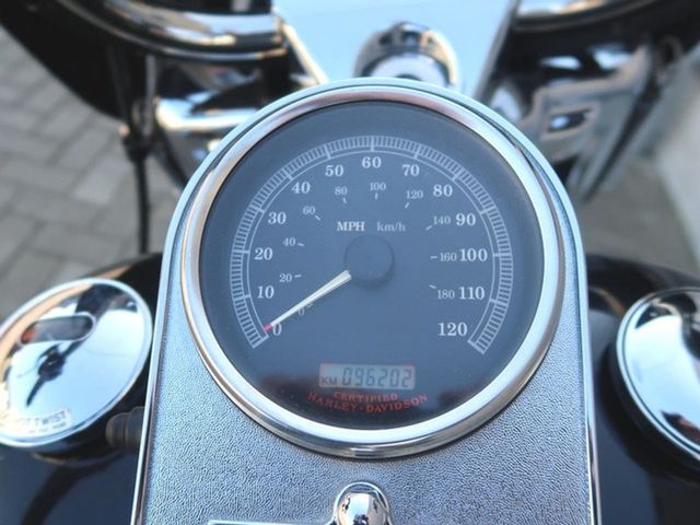 harley-davidson - road-king-classic-flhrc