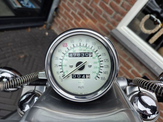 yamaha - vmx-1200-v-max