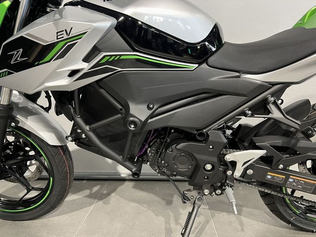 kawasaki - z-e-1