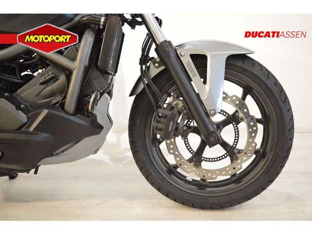 honda - nc-700-s-dct