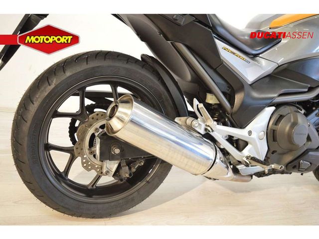 honda - nc-700-s-dct