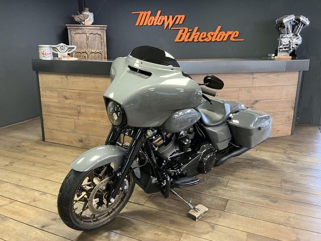 harley-davidson - street-glide-st-flhxst