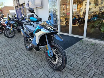 CFMOTO 800 MT-X – foto 4