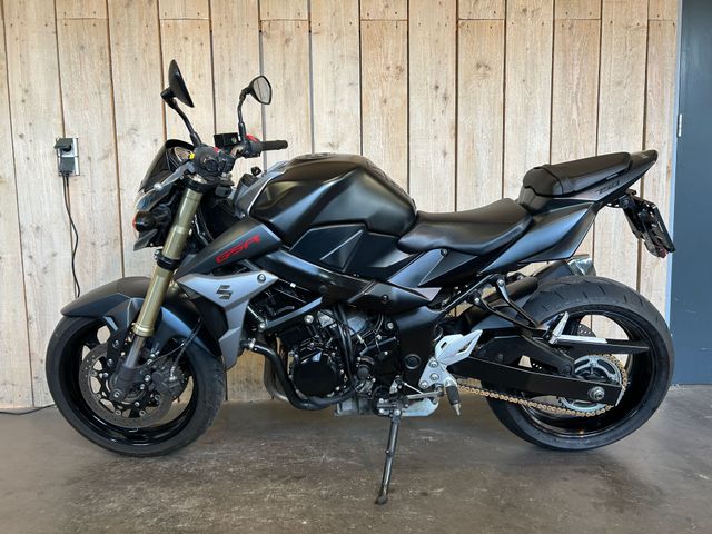 suzuki - gsr-750-a