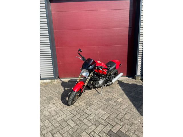 ducati - m-750