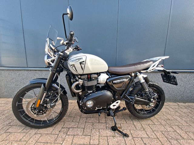 triumph - scrambler-1200-x