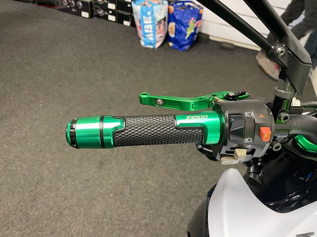 kawasaki - z1000-abs