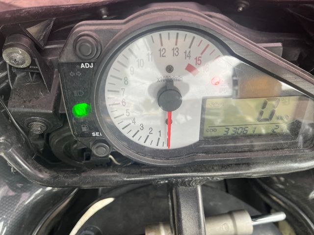 suzuki - gsx-r-600
