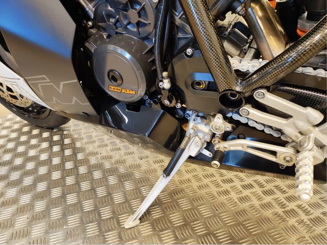 ktm - 1190-rc-8