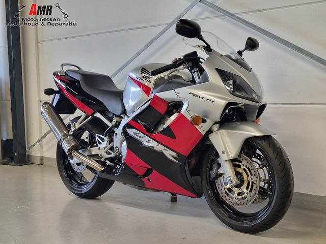honda - cbr-600-f
