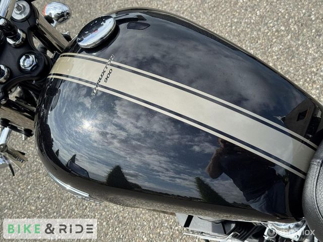 triumph - thruxton-900