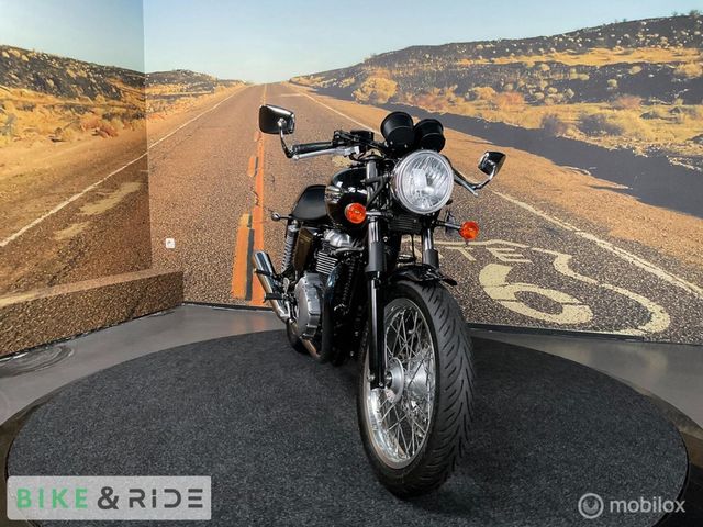 triumph - thruxton-900