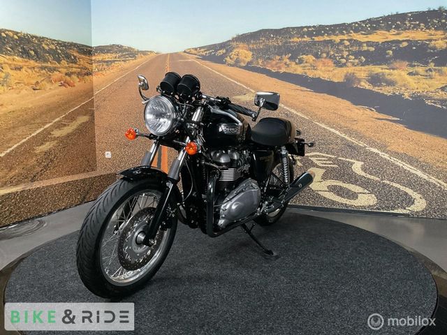 triumph - thruxton-900