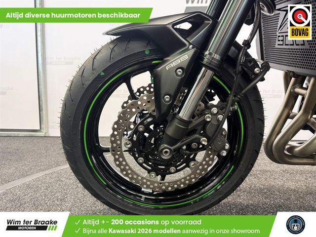 kawasaki - z900